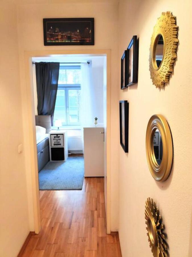 Nd Exquisites Wundervolles Ruhiges Terrassenapartment Mit Garage ウィーン エクステリア 写真