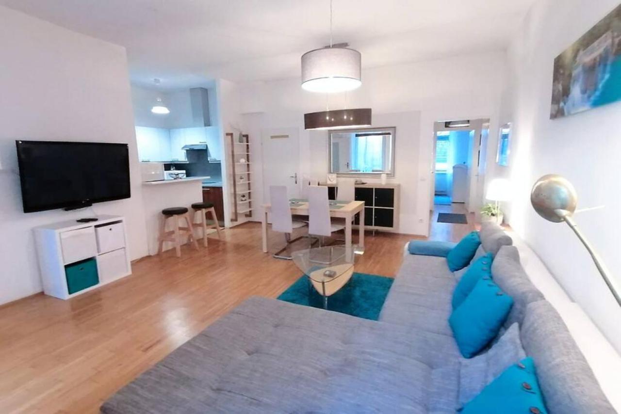 Nd Exquisites Wundervolles Ruhiges Terrassenapartment Mit Garage ウィーン エクステリア 写真