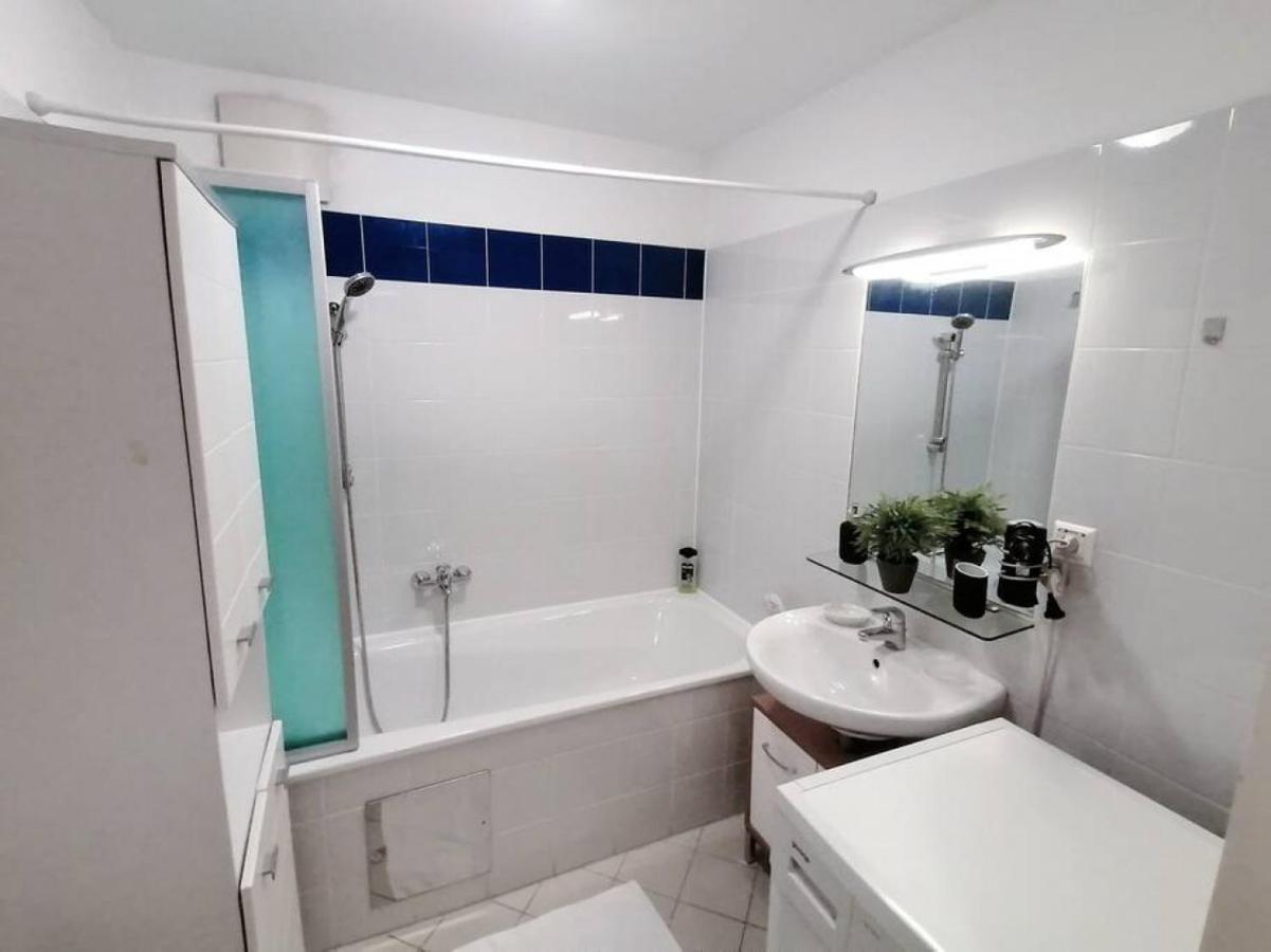 Nd Exquisites Wundervolles Ruhiges Terrassenapartment Mit Garage ウィーン エクステリア 写真