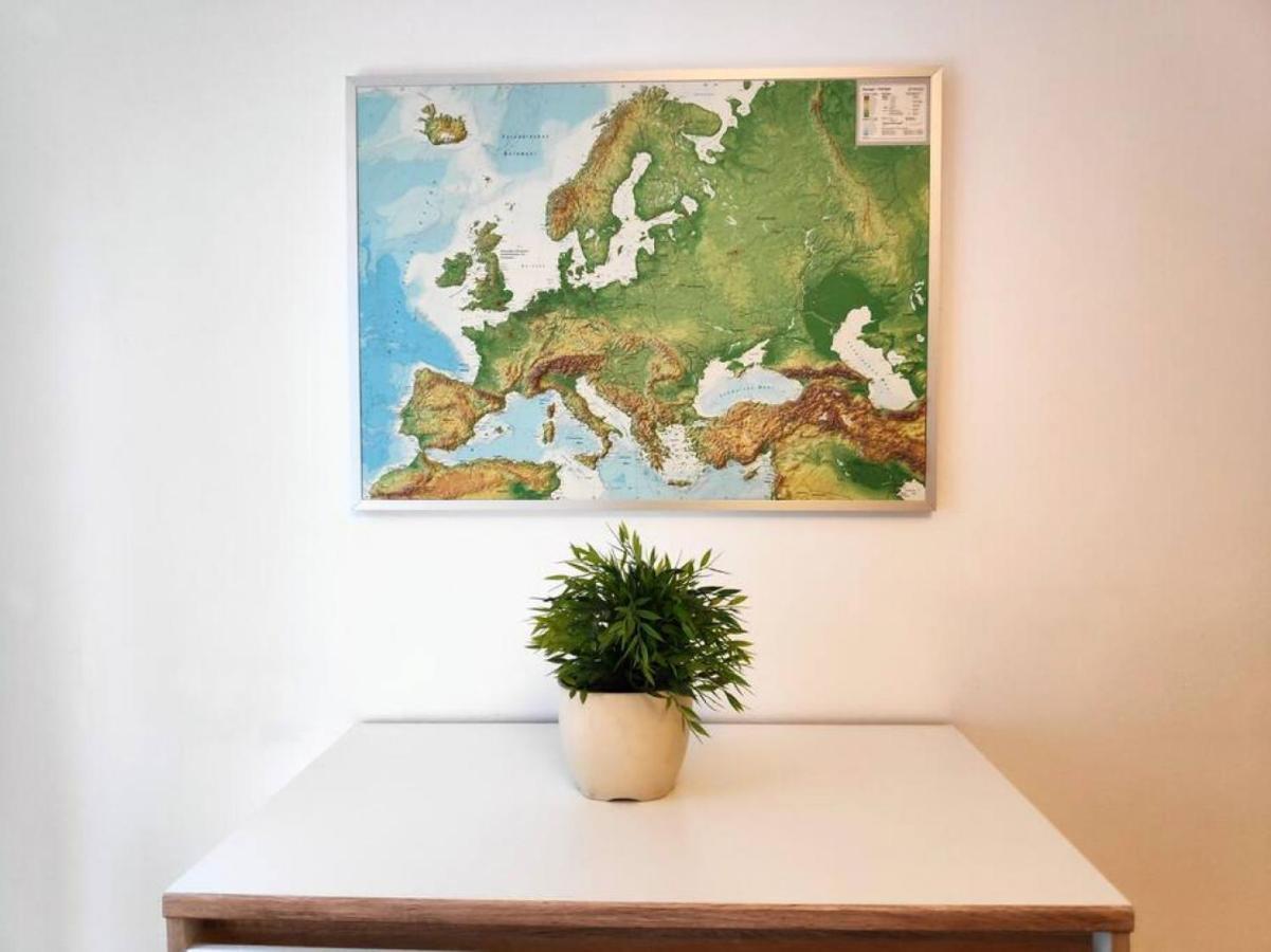 Nd Exquisites Wundervolles Ruhiges Terrassenapartment Mit Garage ウィーン エクステリア 写真