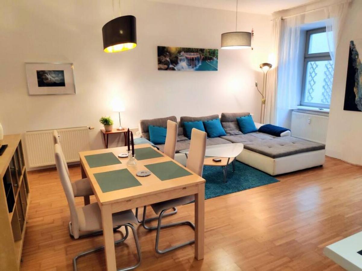 Nd Exquisites Wundervolles Ruhiges Terrassenapartment Mit Garage ウィーン エクステリア 写真