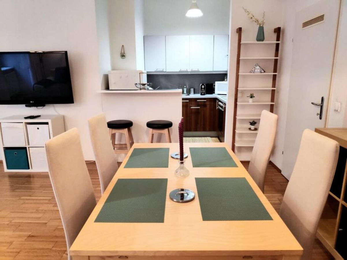 Nd Exquisites Wundervolles Ruhiges Terrassenapartment Mit Garage ウィーン エクステリア 写真
