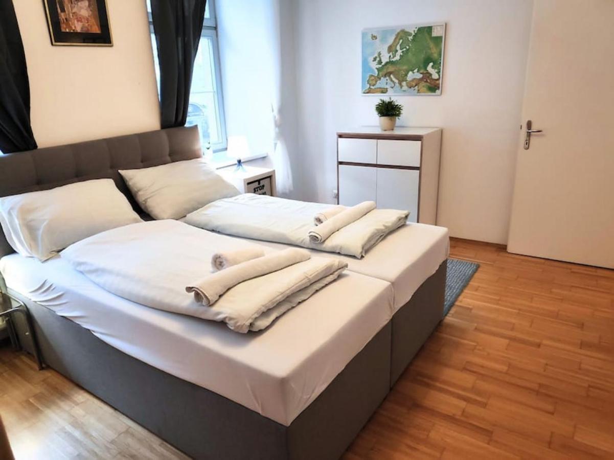 Nd Exquisites Wundervolles Ruhiges Terrassenapartment Mit Garage ウィーン エクステリア 写真