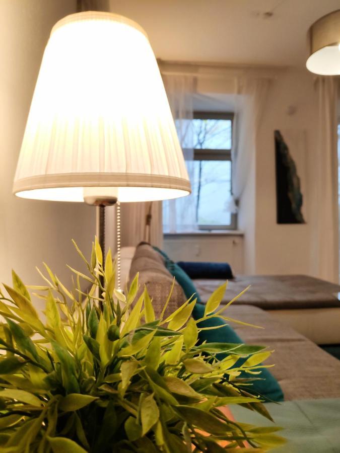 Nd Exquisites Wundervolles Ruhiges Terrassenapartment Mit Garage ウィーン エクステリア 写真